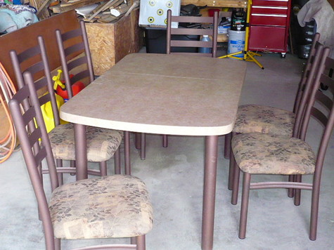 Colonial Dinning room set