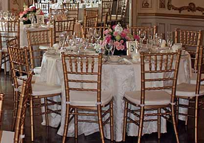 gold chiavari chairs