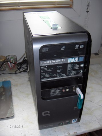 Compaq Presario SR5614F Tower PC