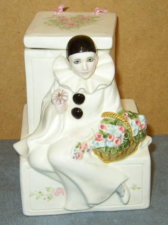 Schmid, Harlequin Collection - "Pierrot Love"