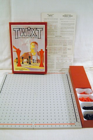 3M Bookshelf Games