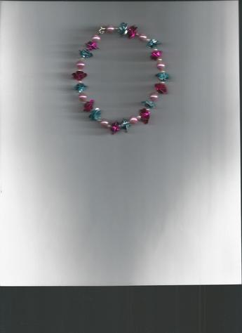 Multi-Color Flower & Pearl silver-plated clasp bracelet (shown on light background).