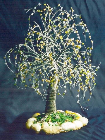 Oak with Stones - Wire Tree Sculpture