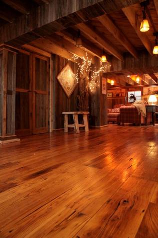 Wide Plank Solid Wood Flooirng