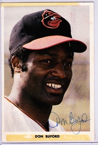 baseball collector card signed  SIGNED PHOTO CARD in fine condition