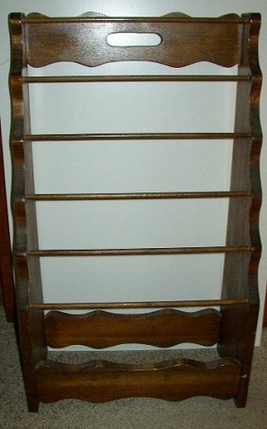 Item #1 - Scalloped Edges, 6 Dowels