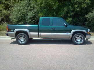 DEL JOHNKE'S 2001 SILVERADO