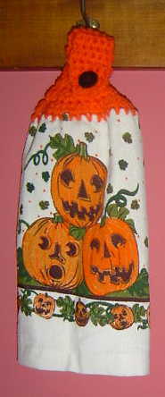 3 pumpkins towel