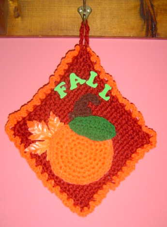 PUMPKIN  SQUARE POTHOLDER