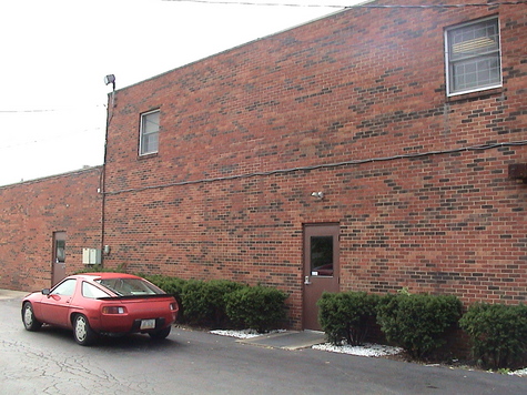 Two front entrances employee and clients