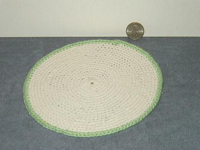 Miniature Dollhouse Hand-Made White & Green Round Rug
