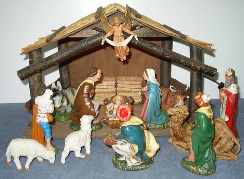 18 Piece Italian Paper Mache Nativity