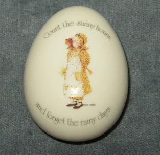 Holly Hobbie Footed Trinket Box