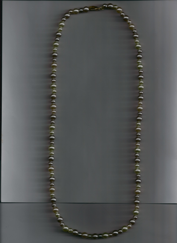 Classic & Timeless! Two-tone faux light purple & pure white Pearl 24-inch necklace.