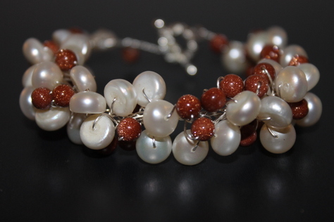 goldstone-beads-glass-beads-silver-wire